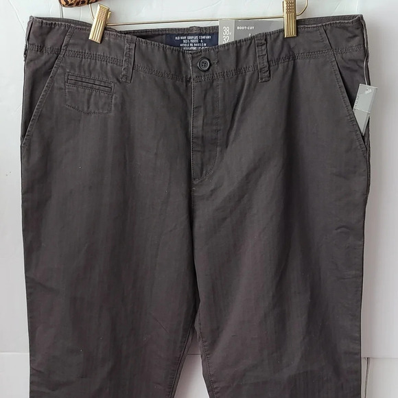 NWT Old Navy  mens chino pants size 38×32 - Picture 1 of 10